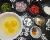 A picture of step 1 of Parsi Egg Akuri.