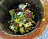 รูปขั้นตอนการทำที่ 2 ของ ตำข้าวโพดไข่เค็ม