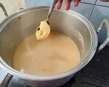 Foto langkah ke 1 dari resep Nasi Kuning Komplit.