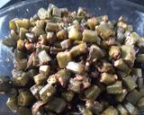A picture of step 4 of Bhindi.