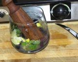 A picture of step 1 of Black Grapes Vineyard Mojito Mocktail.