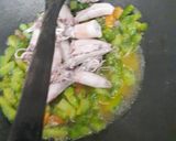 Foto langkah ke 5 dari resep Tumis Paria cumi asin.