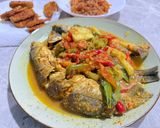 Foto langkah ke 4 dari resep Belanak Masak Acar - Kuah Kuning Pedas.