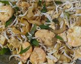 Foto langkah ke 4 dari resep Pad thai 🇹🇭.