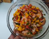 Foto del paso 5 de la receta: Ceviche de camarón con mango