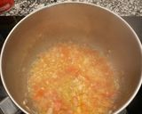 Foto del paso 4 de la receta: Pechuga de pollo en salsa roja con macarrones 🍗🍝