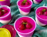 Foto langkah ke 6 dari resep Puding Susu Buah Naga.