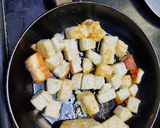 A picture of step 3 of Paneer Tikka Masala.