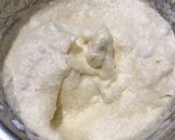 Foto langkah ke 2 dari resep Egg Souffle.