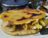 Foto del paso 10 de la receta: Arepa🥙rellena de pollo🍗queso🧀y aguacate🥑