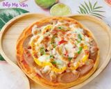 Hình bước làm 5 của món Bánh pizza mực,xúc xích,tôm,ớt chuông và hành tây