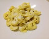A picture of step 3 of Tortellini burro e salvia.