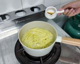 รูปขั้นตอนการทำที่ 5 ของ วิธีทำ แกงเขียวหวานหน่อไม้ไก่ by ชฎา