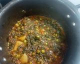 A picture of step 2 of Potato 🥔spinach carrot 🥕green peas curry.
