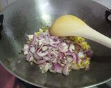 A picture of step 3 of Cauliflower Manchurian.