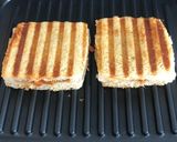 A picture of step 6 of Grilled Chicken Salami Sandwich.