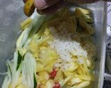 Foto langkah ke 6 dari resep Asinan Kocok Dadakan.
