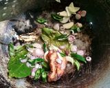 Foto langkah ke 1 dari resep Lodeh bumbu iris.