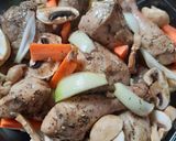 Foto langkah ke 4 dari resep Baked Chicken with Mushroom.