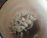 Foto del paso 3 de la receta: Pollo al azafrán para dos
