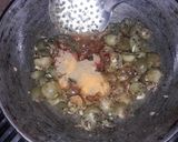 A picture of step 4 of Gumberry veggie.