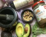 A picture of step 3 of Easy Guacamole.