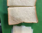 Foto langkah ke 1 dari resep One Pan Egg Toast (French toast).