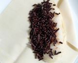 Foto langkah ke 2 dari resep Lumpia pisang coklat.