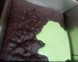 Foto langkah ke 5 dari resep Brownies Pandan Kukus.