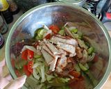 รูปขั้นตอนการทำที่ 4 ของ ยำหมูย่าง