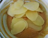A picture of step 3 of #tiffin box# alu ki pakodi.