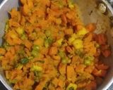 A picture of step 4 of Karaari gajar matar sabzi.