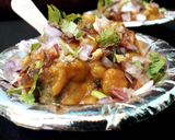 A picture of step 17 of Samosa chaat.