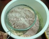 Foto langkah ke 1 dari resep 41. Brownies Alpukat Dessert Box.