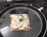 பிரெட் பீட்சா(Bread pizza recipe in tamil) ரெசிபி ஸ்டேப் 5 புகைப்படம்