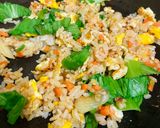 Foto langkah ke 5 dari resep Nasi Goreng Jawa Spesial Diet.