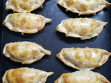 Empanadas de carne cortadas a cuchillo