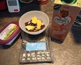 Foto del paso 5 de la receta: Pastelitos con mermelada y chocolate en obleas de empanadillas tipo argentina