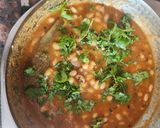 A picture of step 6 of Black eyed peas curry.