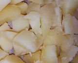 A picture of step 2 of Khaatty Aloo Ki Chat.