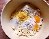 Szirnyiki (orosz túrófánk) recept fázis 1 fotója