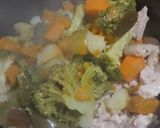 Foto del paso 7 de la receta: Crema de verduras y pollo