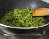 A picture of step 3 of French beans sabzi.