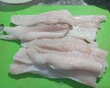 Foto del paso 1 de la receta: Milanesas de Pescado 🐠 de Cazón, con Papas🥔 aplastadas al horno