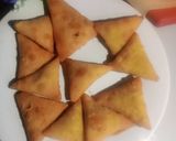 A picture of step 1 of Samosa with yam filling.