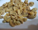 Foto del paso 2 de la receta: Tallarines con salsa a la crema y champiñones