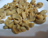 Foto del paso 2 de la receta: Tallarines con salsa a la crema y champiñones
