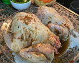 Foto del paso 3 de la receta: Pollos al horno con patatas y mix de pimientos