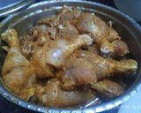A picture of step 1 of Pepper chicken.