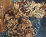 A picture of step 2 of Zinger burger.